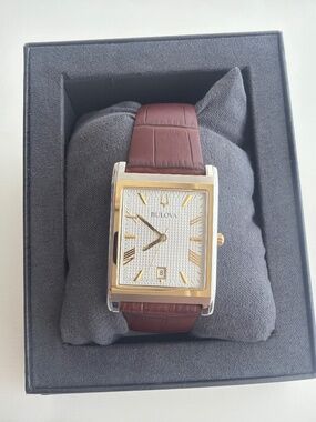 Bulova 98B430 Brand new